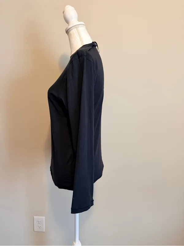Skims long sleeve oversized boyfriend t-shirt size xxs NWT - Image 8