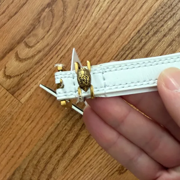 NWT Kurt Geiger White Slim Leather Belt with Gold Buckle M/l 42 inches total - Image 3