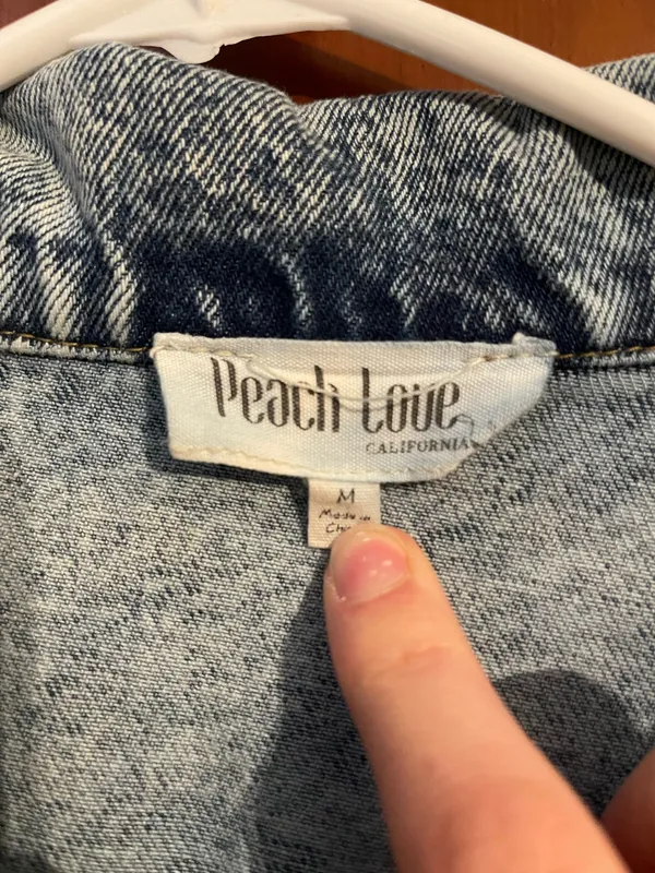 Acid wash Jean Jacket size M cropped - Image 3