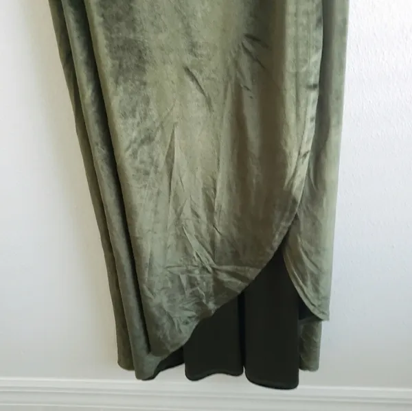 Baltic Born Katelyn Velvet Wrap Maxi Dress New Without Tags - Image 8
