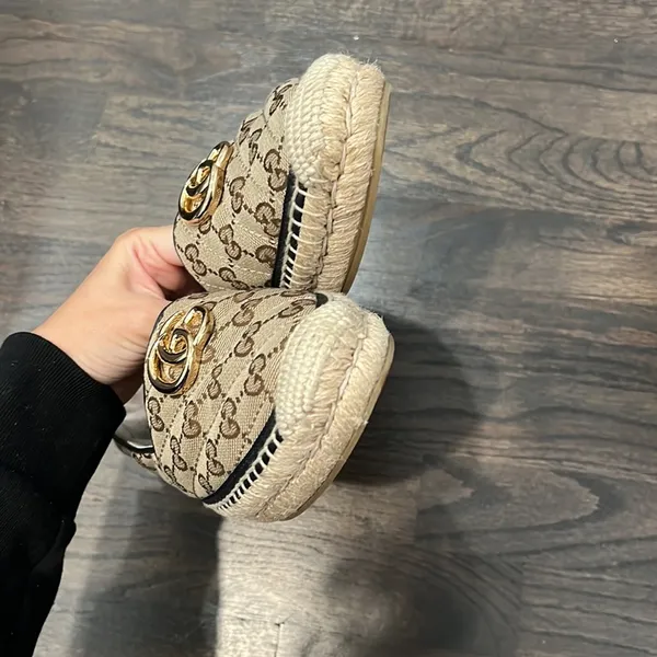 Gucci women’s GG MATELASSÉ CANVAS ESPADRILLE 38.5 - Image 5
