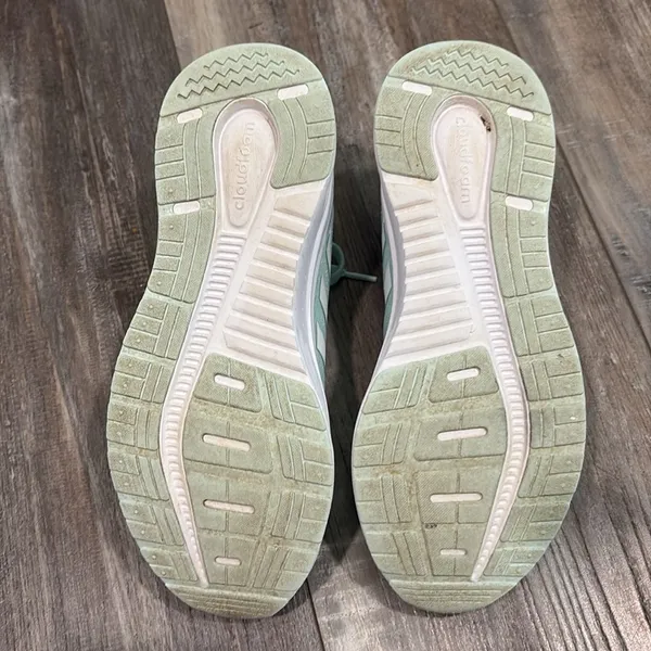 Adidas cloud foam running shoes- mint green size 10 - Image 6