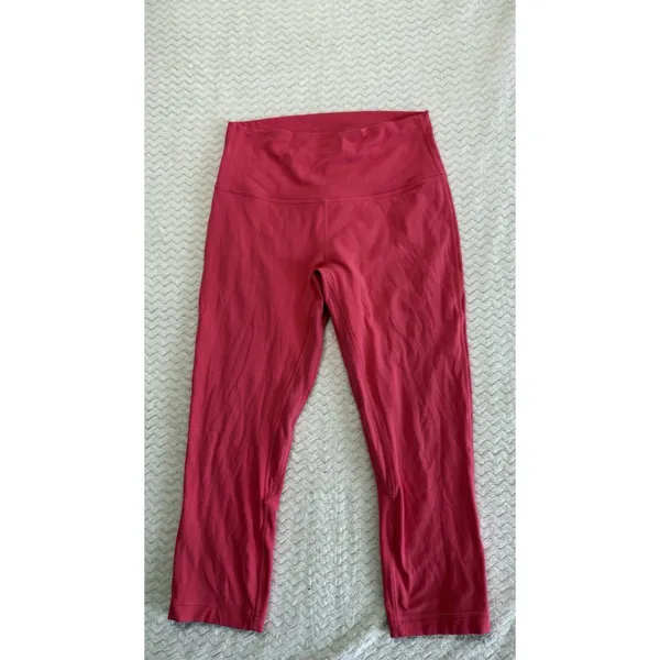 lululemon Align High Rise Crop Leggings 21" hot Pink Size 8 Stretch Yoga - Image 3