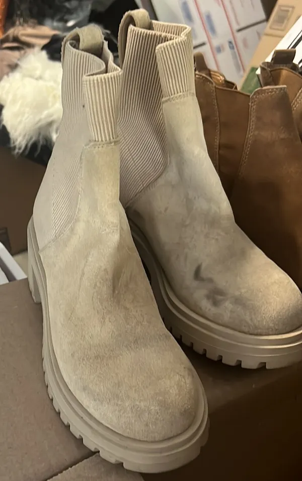Steve Madden Hayle Suede Leather Chunky Boots - Image 12