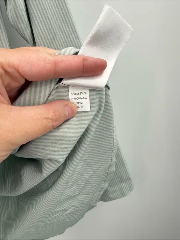 Athleta Women's‎ Light Green Pinstripe Button-Down Shirt Size Medium - Image 5
