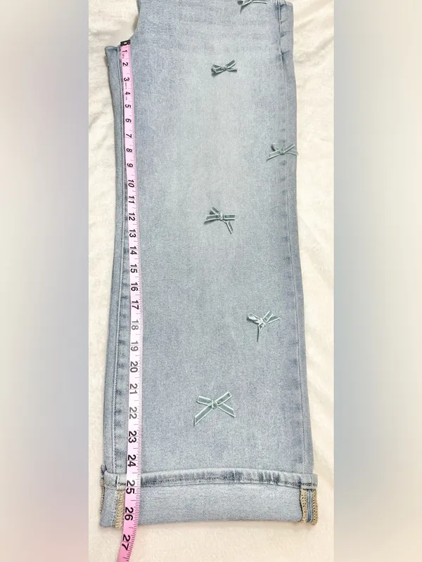 Risen Cassidy High-Rise Barrel Leg Bow Detail Cropped Blue Jeans Size 5/27 - Image 10