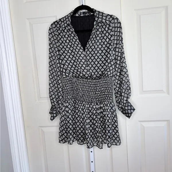 Zara Geometric Smocked Waist Long Sleeve Dress XS NWT - Image 2