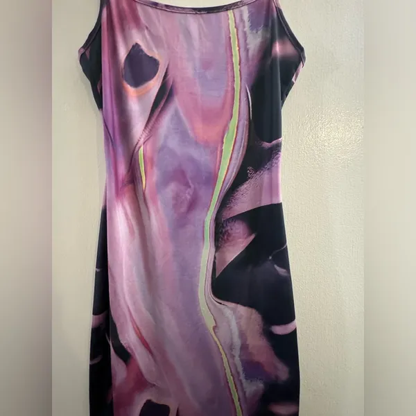 Pretty Little Thing SHAPE PINK ABSTRACT PRINT SLINKY SPAGHETTI STRAP MIDI DRESS - Image 4