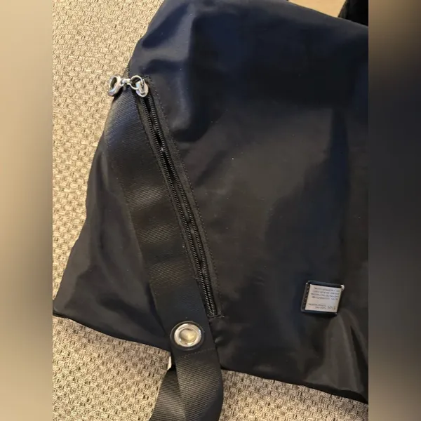 Black Nylon Tote/shoulder Bag - Image 2
