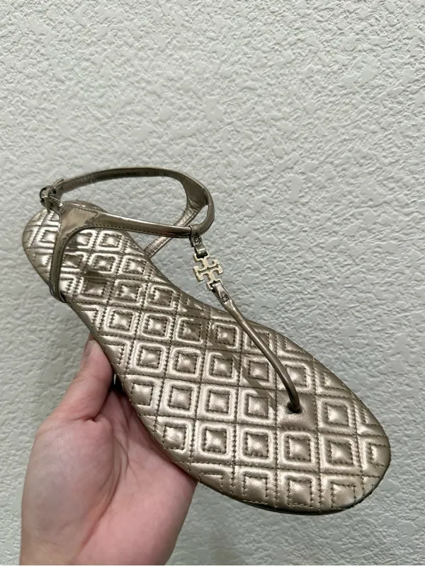 TORY BURCH Marion Quilted Gold Metallic Leather T-Strap Thong Sandals US Size 9M - Image 9