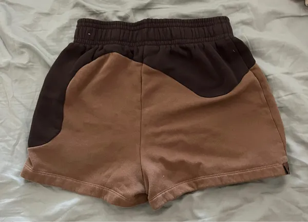 Nike brown  shorts - Image 5