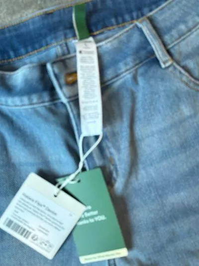 Halara Jeans Flare - Image 2