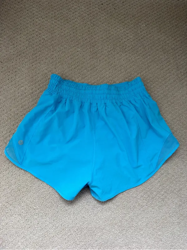 Lululemon Hotty Hot High-Rise Lined Short 2.5" in Ocean Wave Blue - Image 6