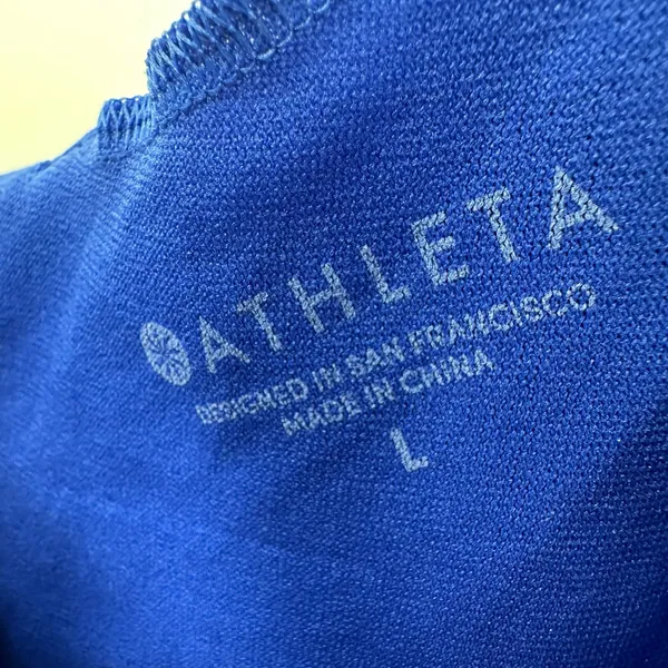 Athleta size Large blue tank top built in bra strappy‎ athletic athleisure - Image 3