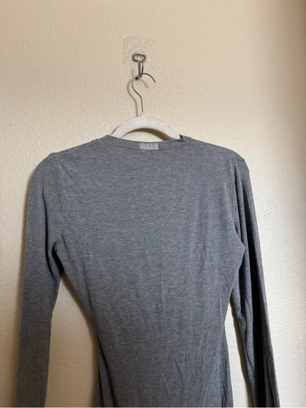 Skims Soft Lounge Button Up Henley Long Sleeve Romper Size Medium Grey - Image 6