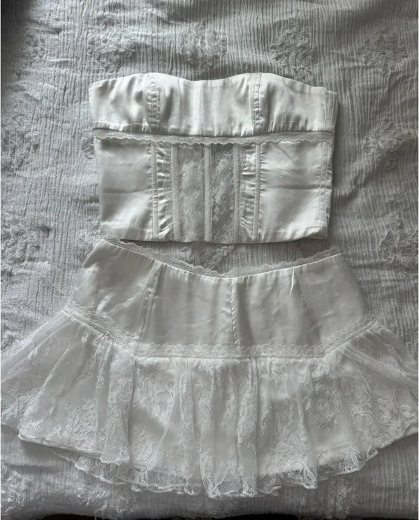 Edikted white ruffle set - Image 2
