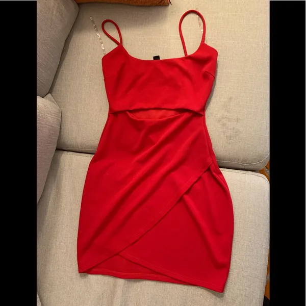 Square Neck Red Dress With Cutout - Image 4