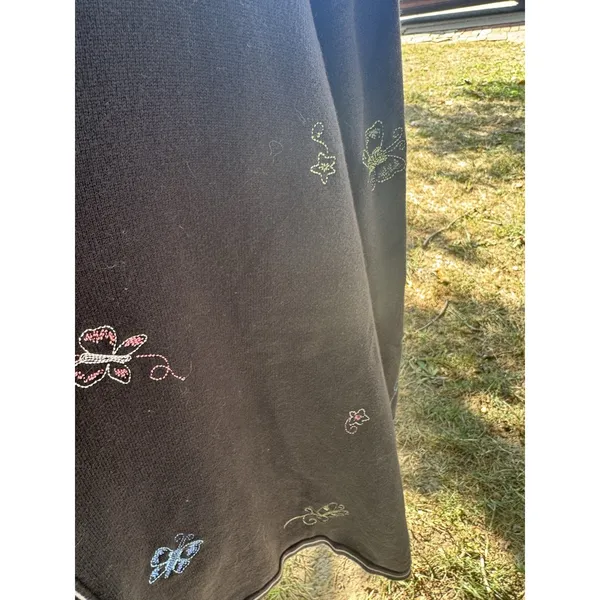 VNTG CJ Banks Women's Embroidered Tank And Cardigans‎ Set. Size 1X In Black - Image 4