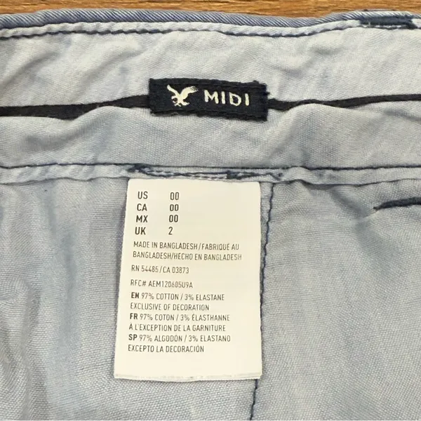 American Eagle Stretch Midi Khaki Shorts - Image 10