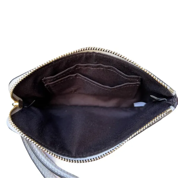 Coach New York Corner Zip Ivory Cream Leather Gold Hardware Pouch Wristlet - Image 8