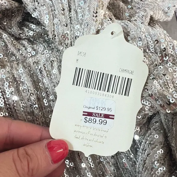 Altar’d’ State NWT Gold Mesh Sequin V-Neck Lined Bridesmaid Mini Dress Medium - Image 10