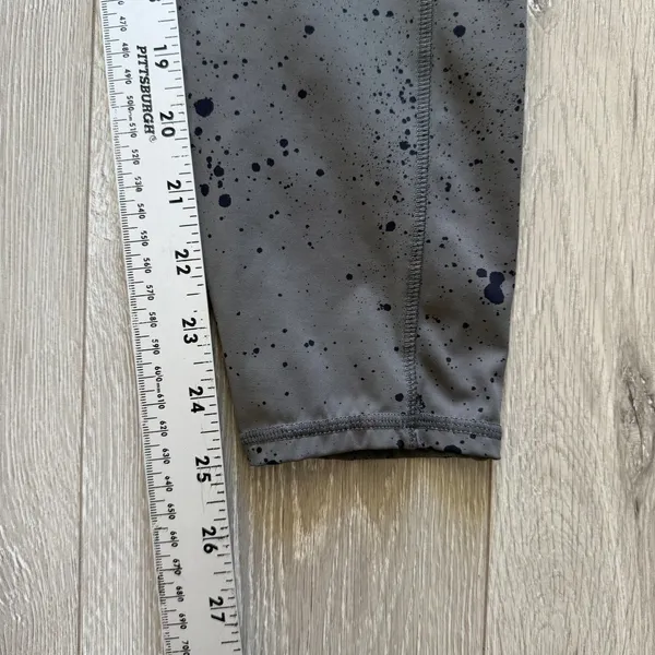 Vuori Stride Legging Women's Small Gray/Black - Image 4