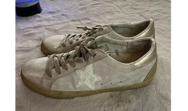 Shu Shop Women's Gray Suede Sneakers Size 7.5 Casual Lace Up - Image 3