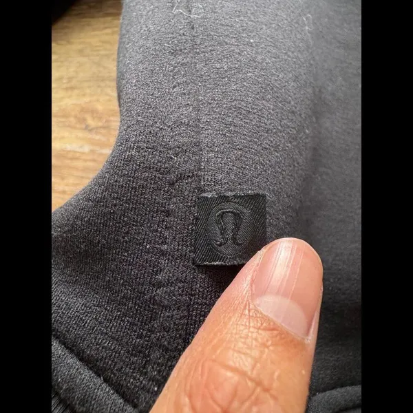 Lululemon Kick The Cold Jacket Black Size 4 - Image 4