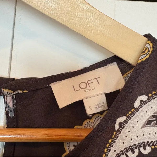 Loft Outlet Brownish/Gray Paisley Bow Back Detail‎ Tank Top Size Small - Image 6