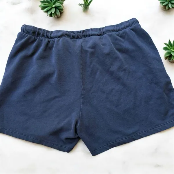 H&M Grey Pull-On Shorts Medium - Image 2