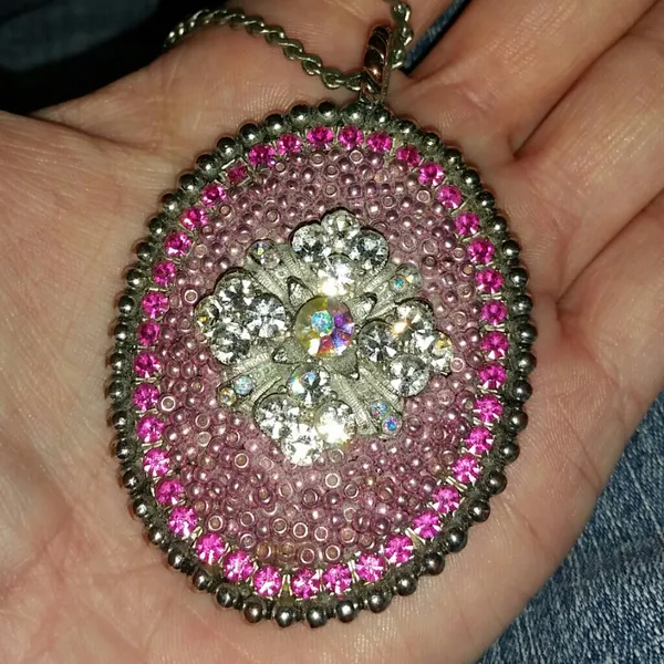 Vintage Pink Crystal Floral Statement Pendant Necklace Silver Tone 16” - Image 8