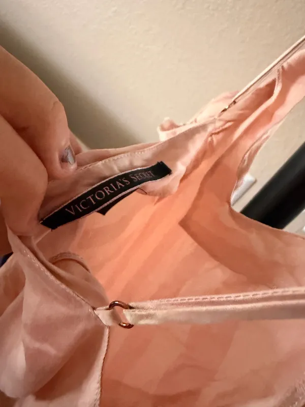 Victoria's Secret Top - Image 3