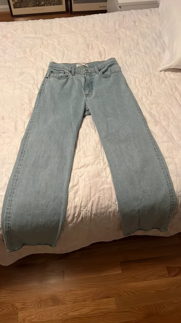 Abercrombie High-Rise Jeans 90s Relaxed - Image 5