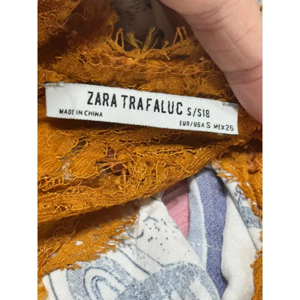 Zara Trafaluc Mustard Yellow Lace Mock Neck Sleeveless Crop Top S/S18 Full Zip - Image 5