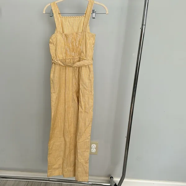 Copper Key Yellow White Striped Jumpsuit Womens Large Wide Leg Smocked Tie Waist - Image 4
