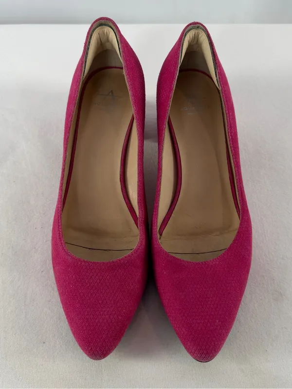 Aquatalia Embossed Suede Pointed Toe Block Heel Pumps‎ in Fuchsia Pink Size 6 - Image 3