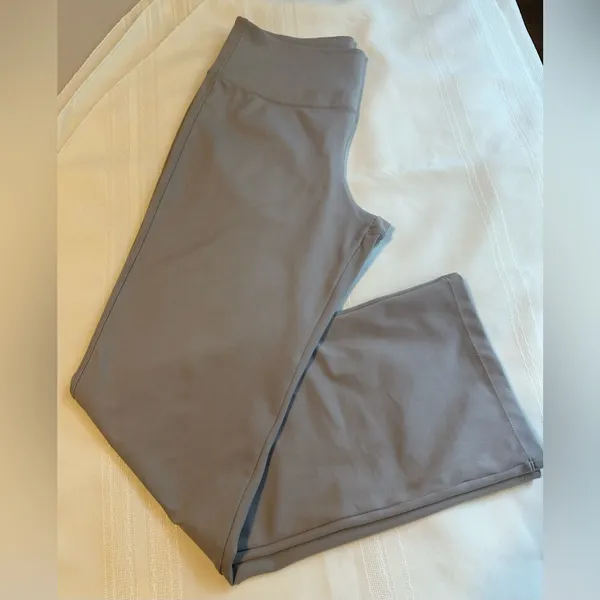 Danskin Taupe Leggings - Image 4