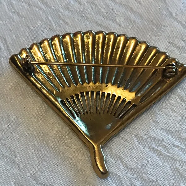 Fan Brooch Gold - Image 3