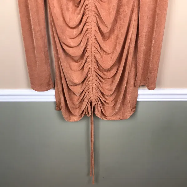 NWT Women’s Carley Long Sleeve Deep V-Neck Cinched Mini Dress - Image 3