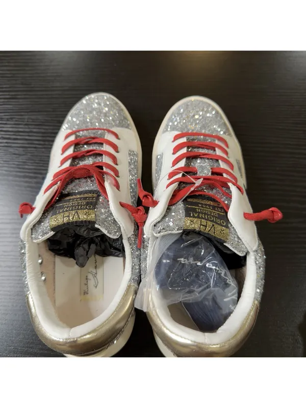 Size 6.5 Women’s Vintage Havana Silver Glitter Gray Star Red Laces Sneakers - Image 11