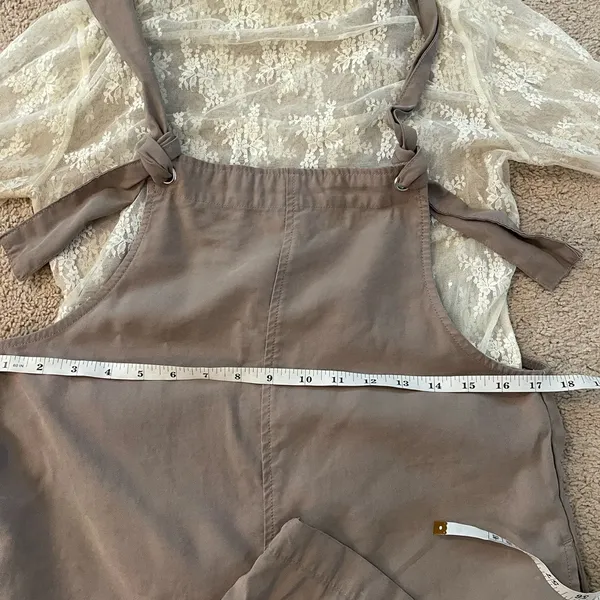 Forever 21 🌿EUC Women’s Adjustable Tie Overalls Beige Size Small Boho Style🌿 - Image 7