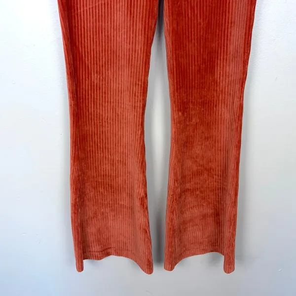 Aerie Groove On Velour Pants Flared Leggings Burnt Orange Cinnabar Size Medium - Image 4