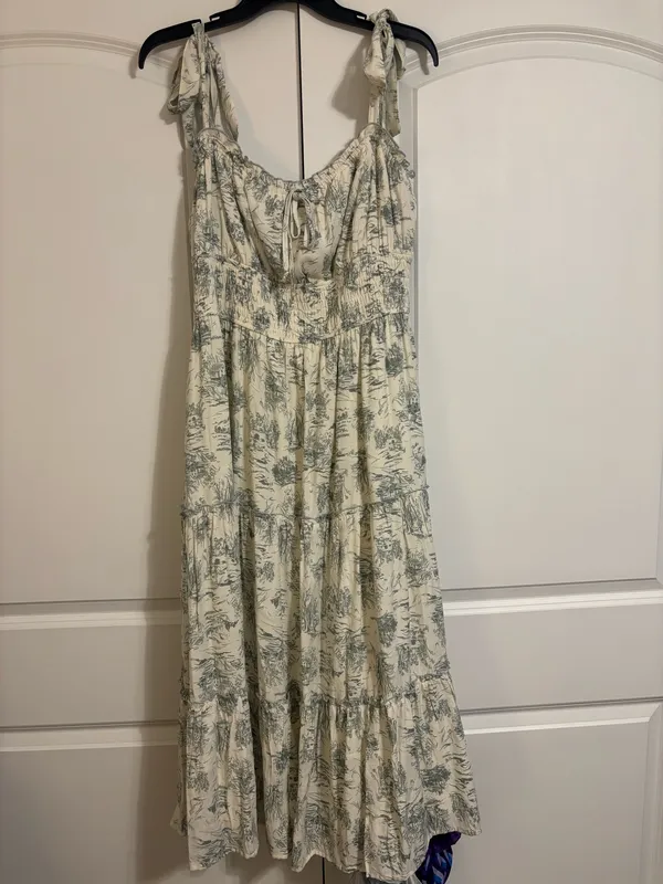 Francesca's Dress - Image 2