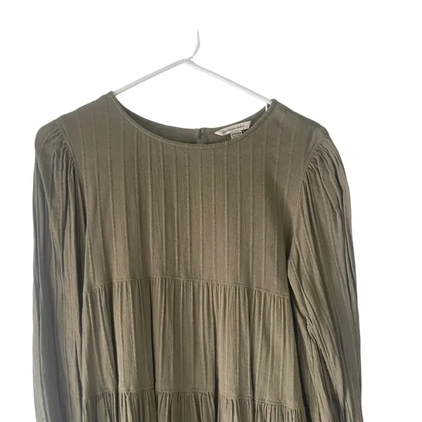 American Eagle Women's Size XS Olive‎ Green Tiered Babydoll Top - Image 3