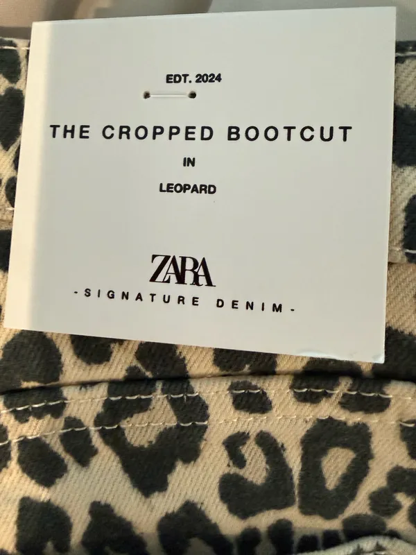 Brand new never worn Zara leopard print jean size 8 - Image 5