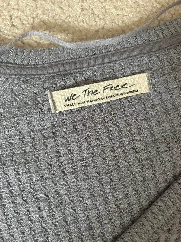 Free People Pullover - Image 2