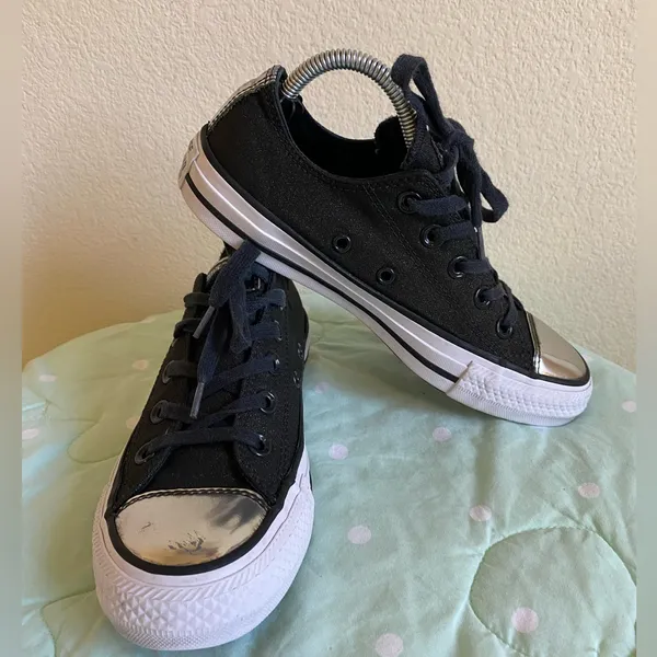 Converse Black Womens Sneakers size 5.5 - Image 2
