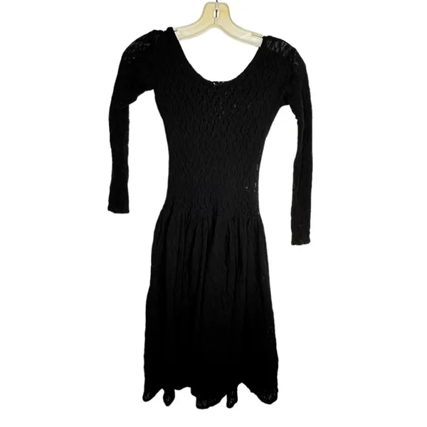 Vintage Sheer Black Lace Dress - Image 5