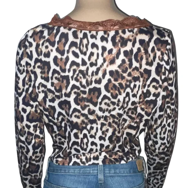 SheIn Leopard Print Tie Front Crop Top - Image 7