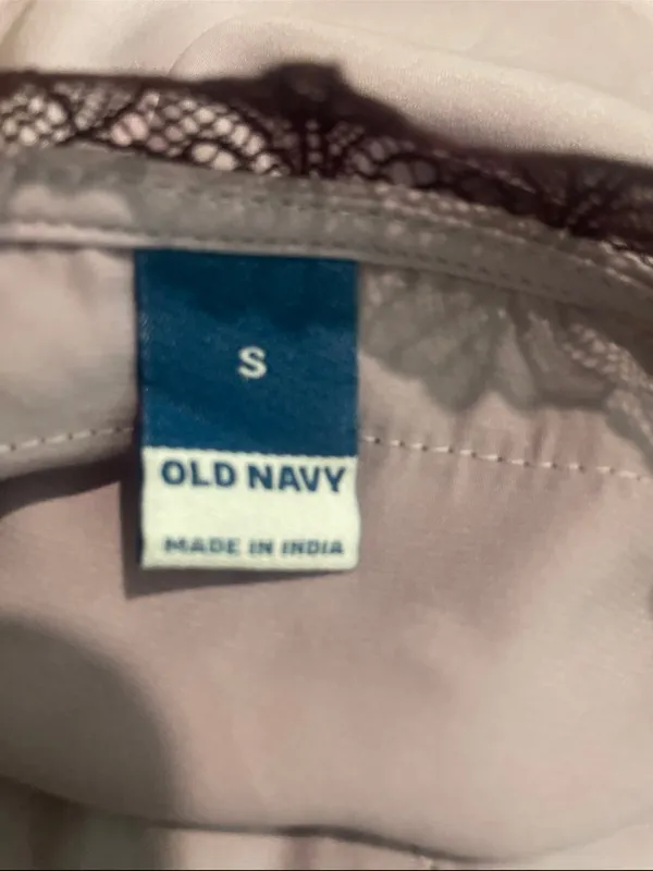 Old Navy Lace-Trim Satin Cami in Dusty Mauve with Black Lace - Image 3